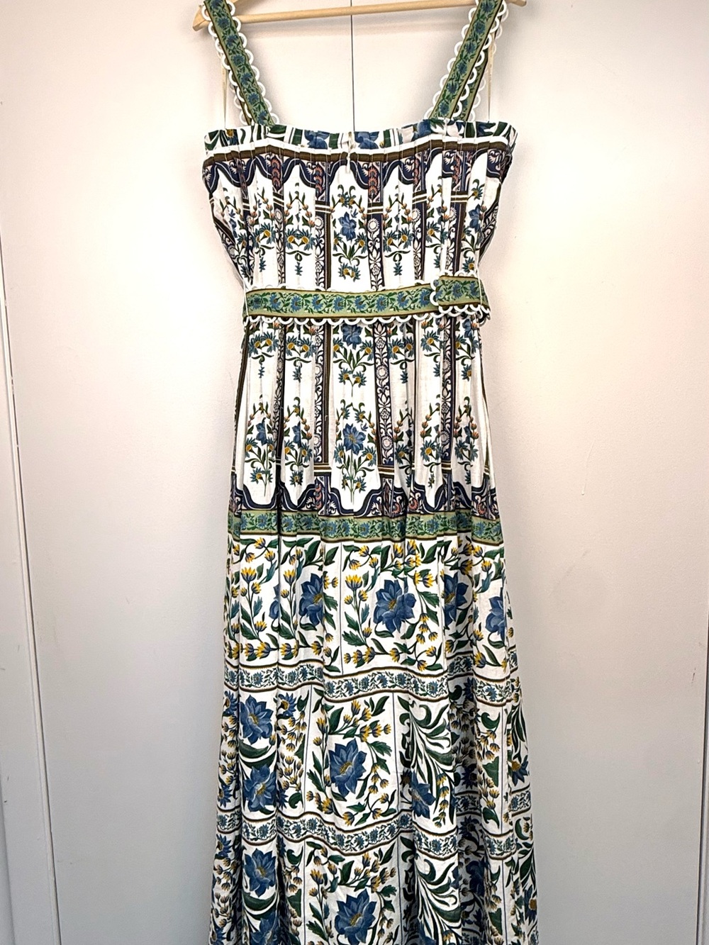 FARM Rio Manoela Off-White Belted Maxi Dress M NWT - Picture 4 of 12